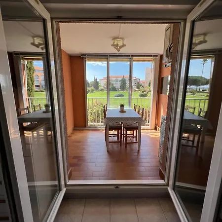 Appartement Pieds Dans L'Eau Apartamento *